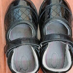 Stride Rite Regan Mary Jane Black Patent Leather 7.5 W US Toddler